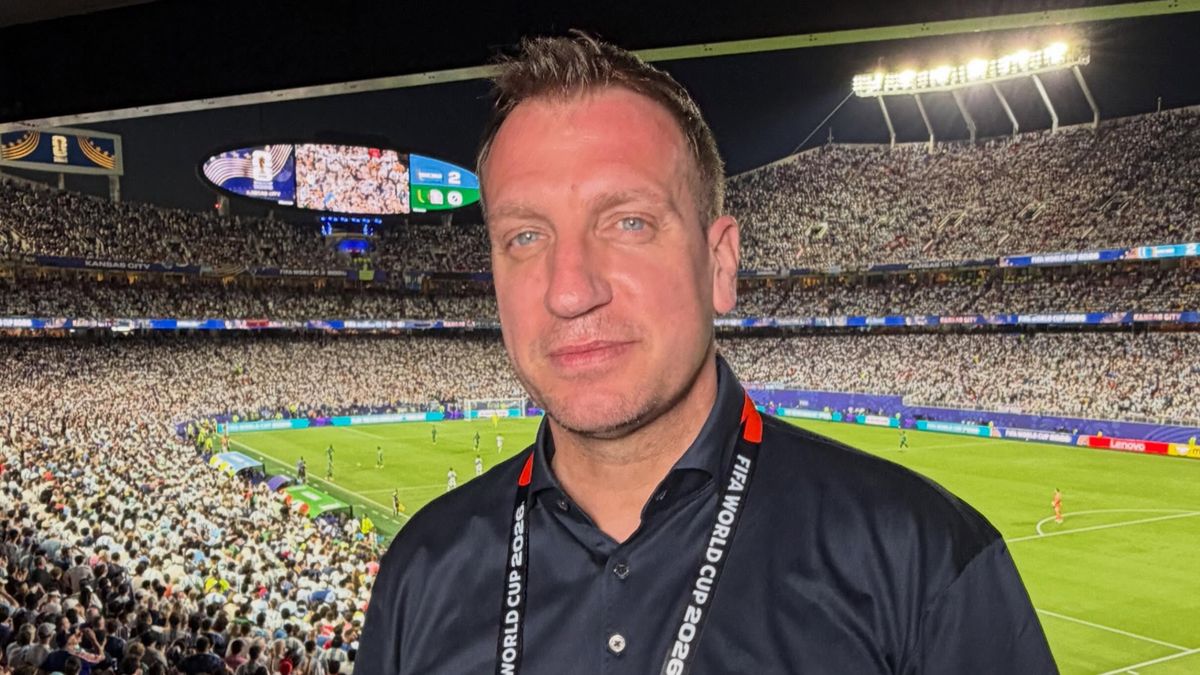Maxi López en el estadio durante el Mundial 2026